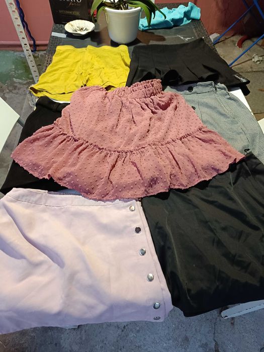 Várias peças de roupa para mulher, praticamente nova (ver descrição)