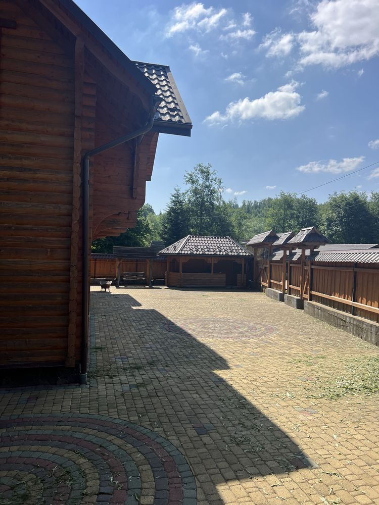 Продаж в Мігово будинок дуплекс на дві сіміі