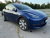 TESLA MODEL Y long range