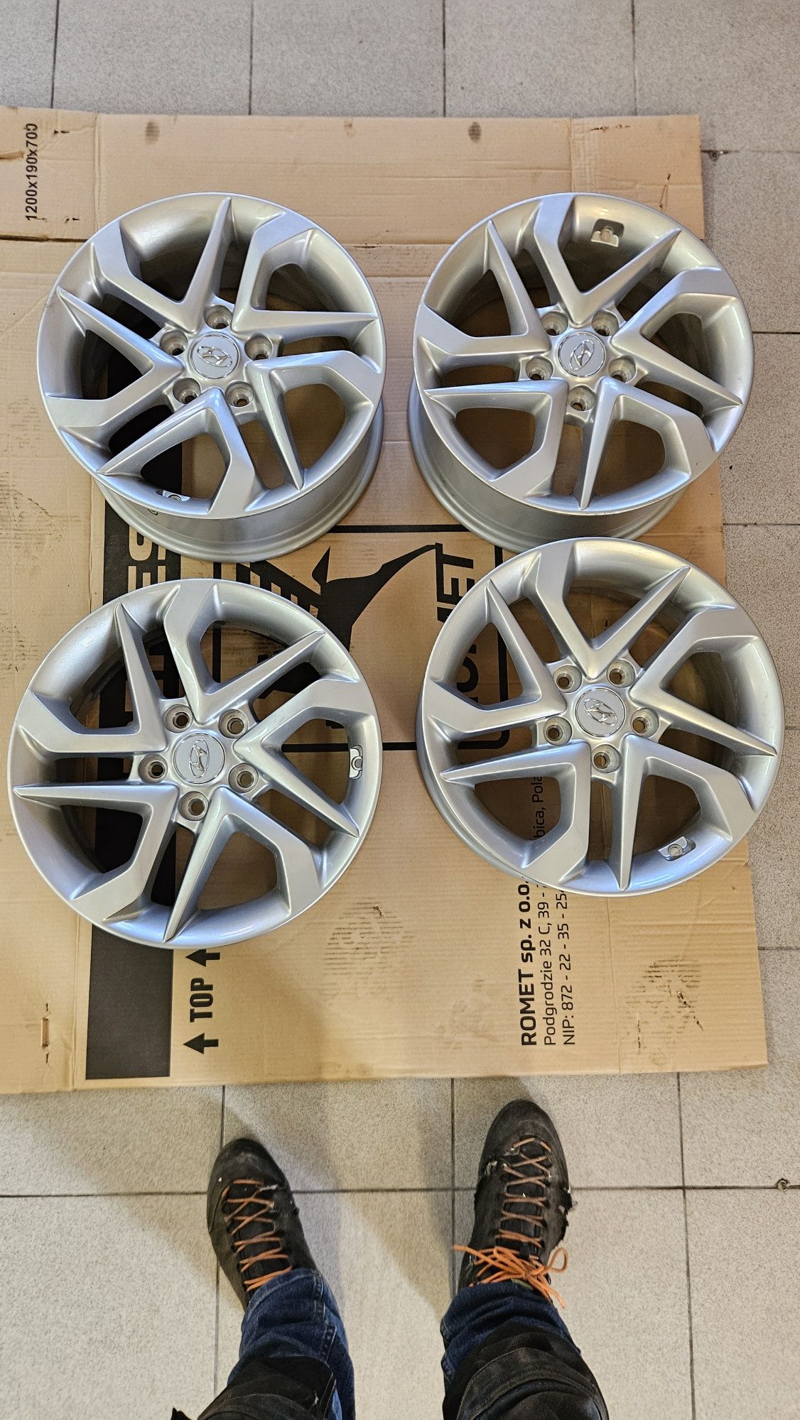 felgi aluminiowe 16" 5x114,3 6,5x16 ET 45 Hyundai Kia Mazda Toyota