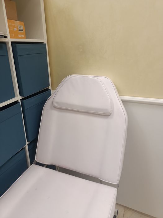 Fotel łóżko kosmetyczne