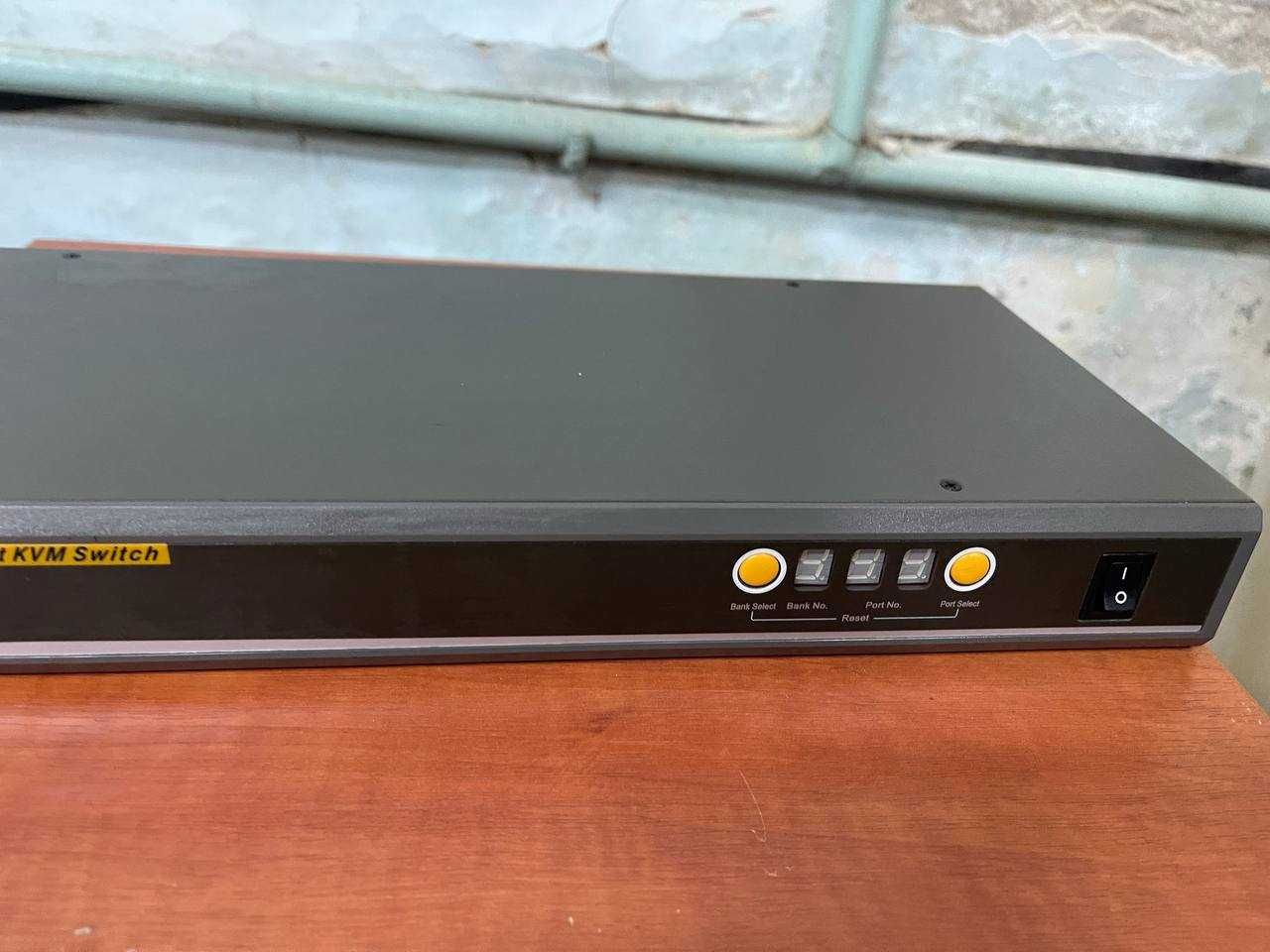 Переключатель KVM D-Link DKVM-8E Комутатор Свитч