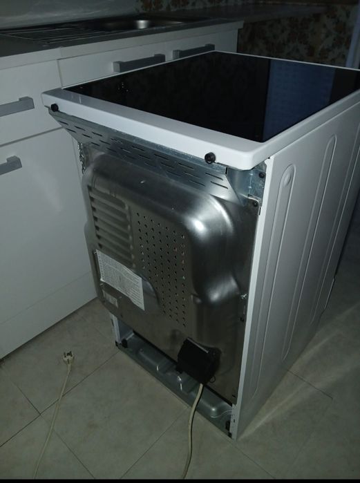 Fogão elétrico Indesit: IS5V4PHW/E