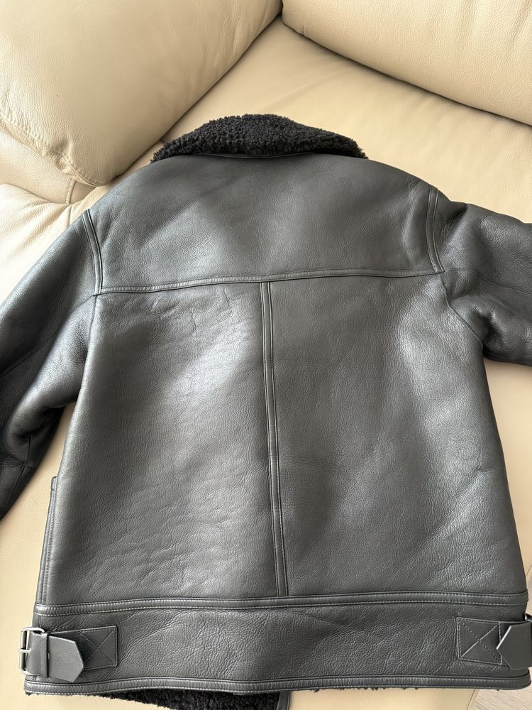 Жіноча шкіряна  дублянка Massimo Dutti