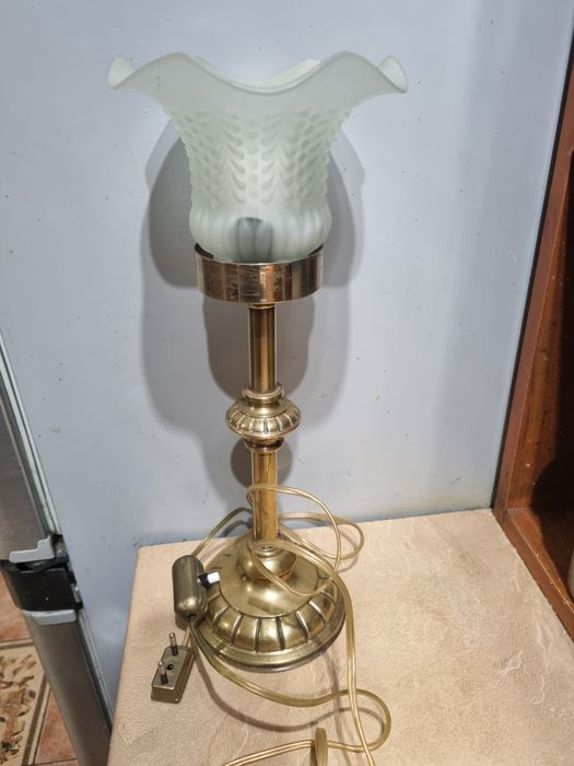 Люстра ,світильник