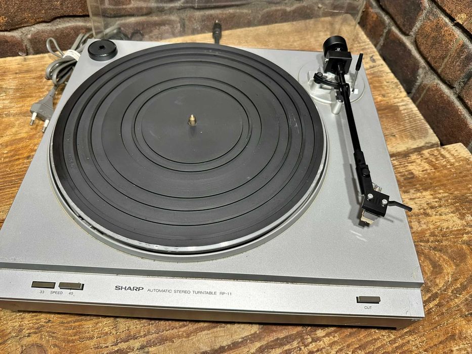 Gramofon półautomatyczny  Sharp RP 11