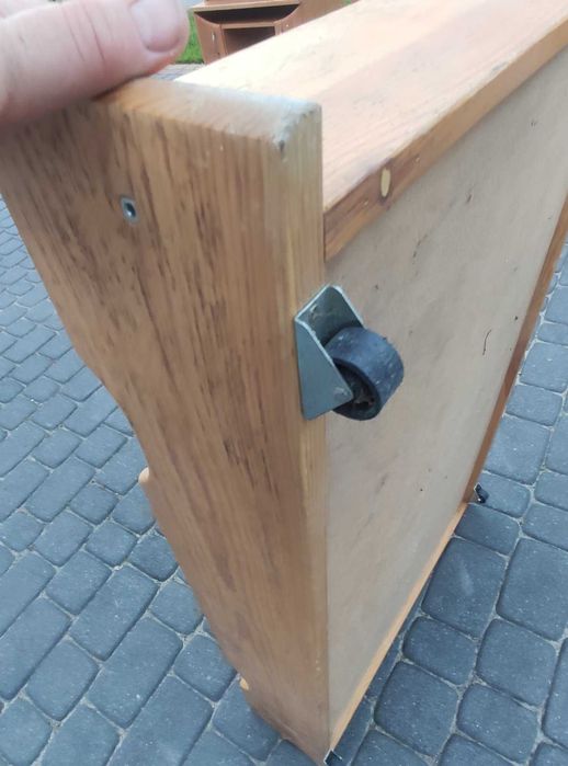 Szuflada/ pojemnik pod łóżko na pościel, drewniana, na kółkach,