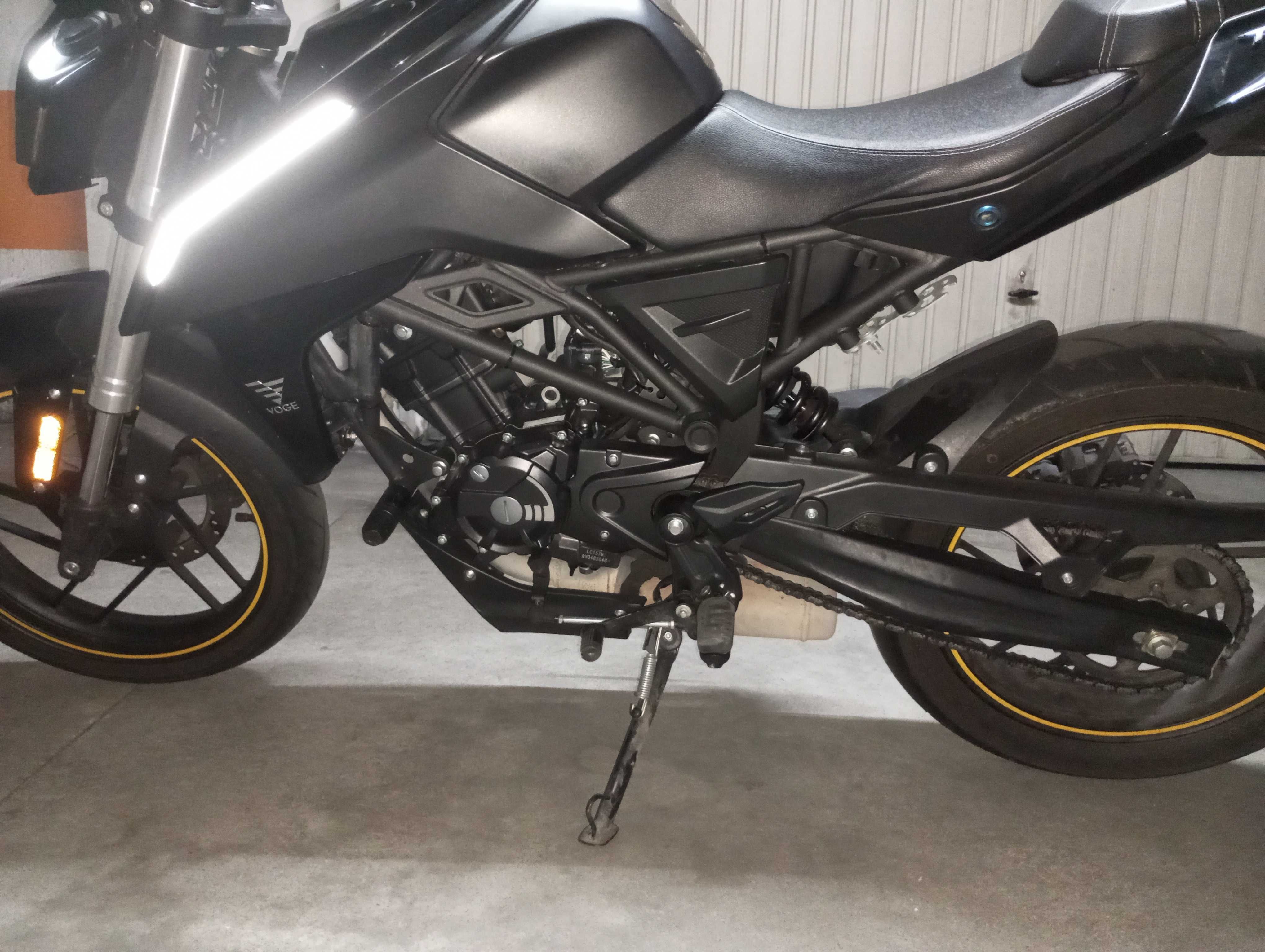 Mota Voge R125 black