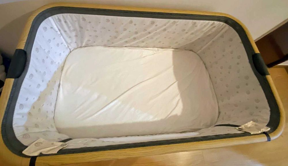 Berço como novo, muito útil nos primeiros dias do bebe
