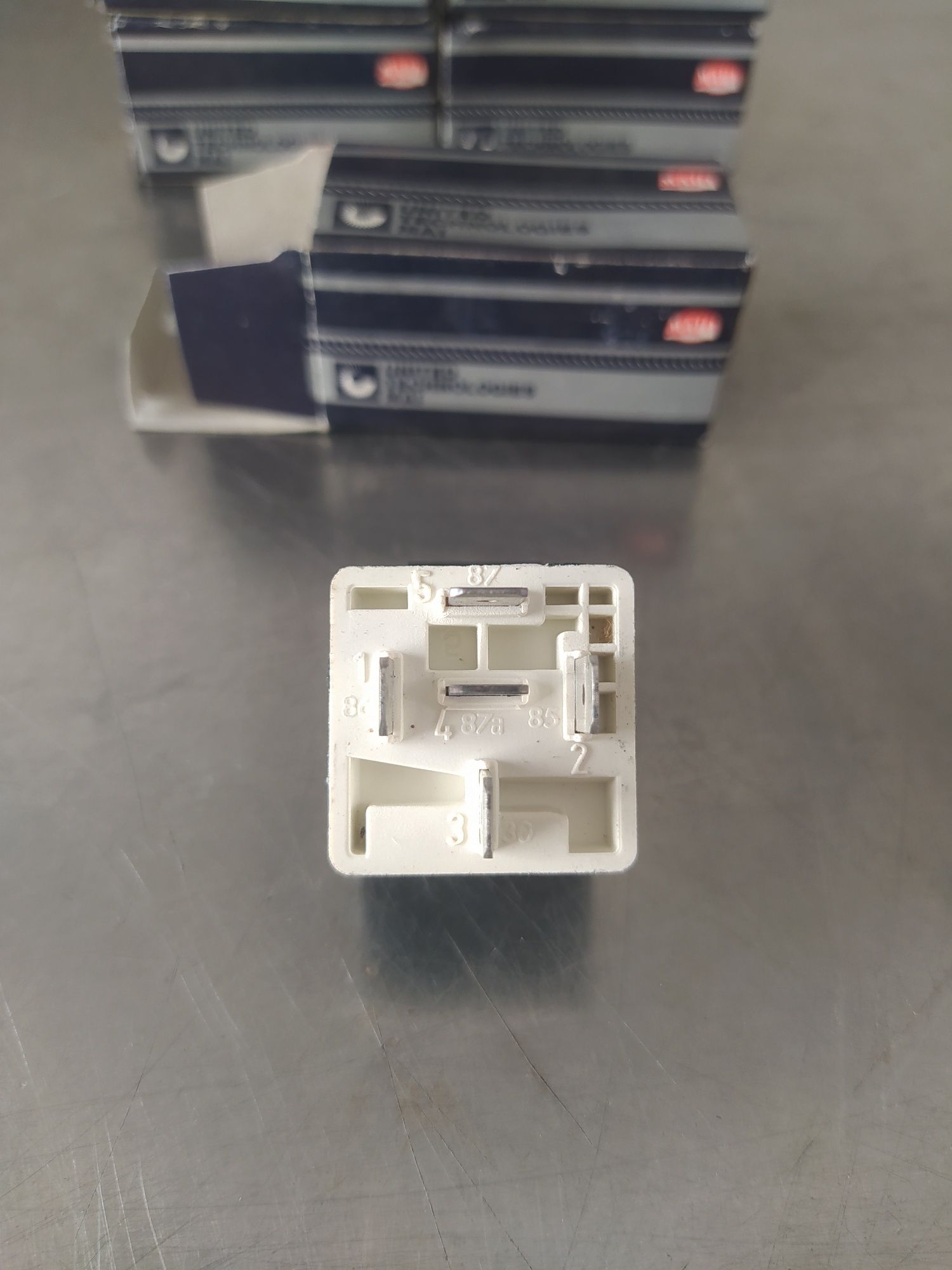 Pack de relés 12v/30A de 5 pinos nc/no auto