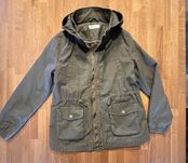 Kurtka H&M 146 na wczesną jesień dziewczęca parka oliwkowa