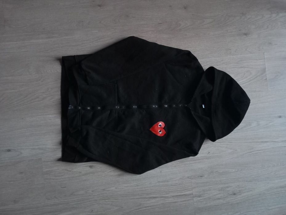 Базова зипка CDG