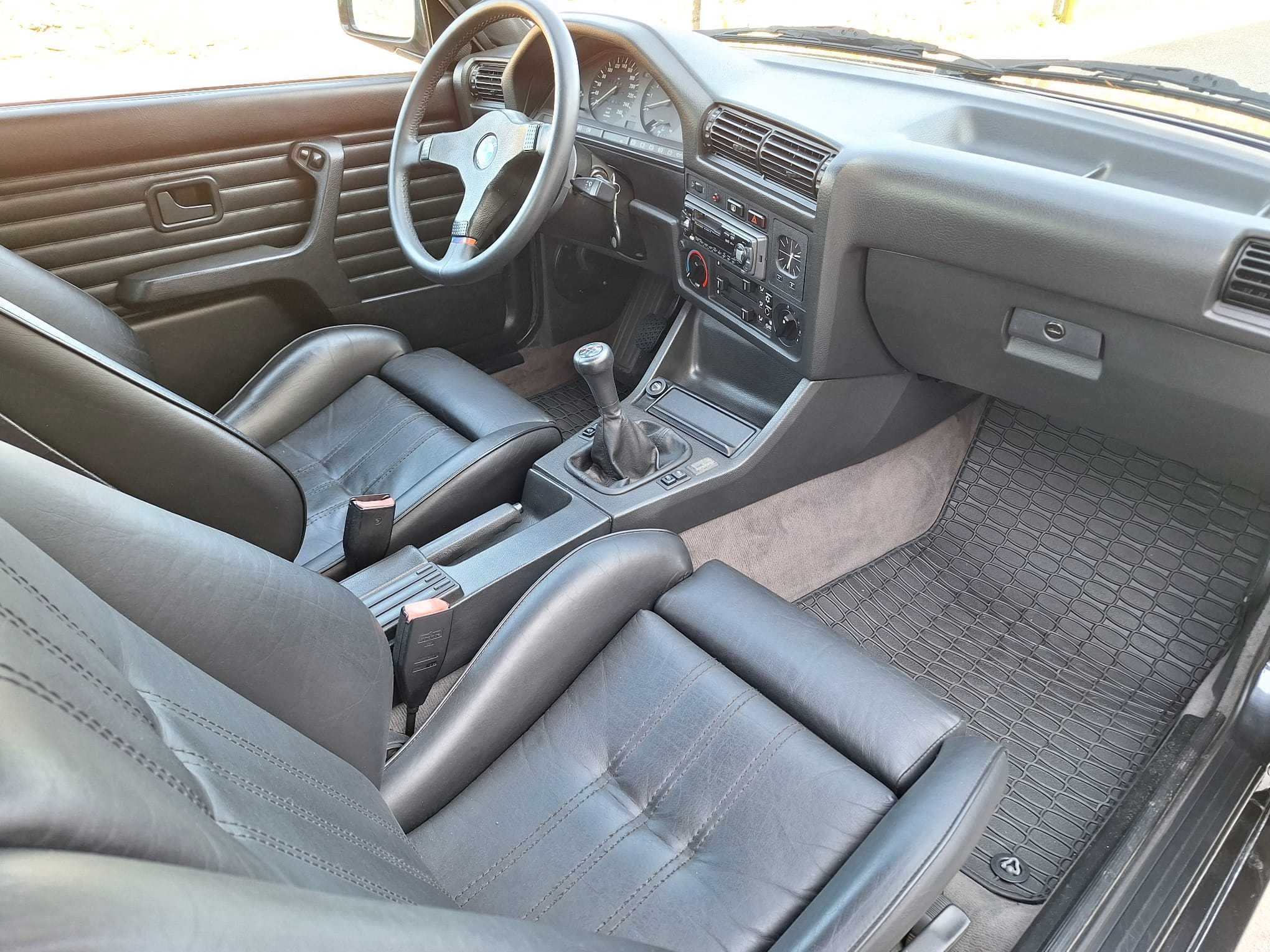 BMW 320 is 2 Portas
