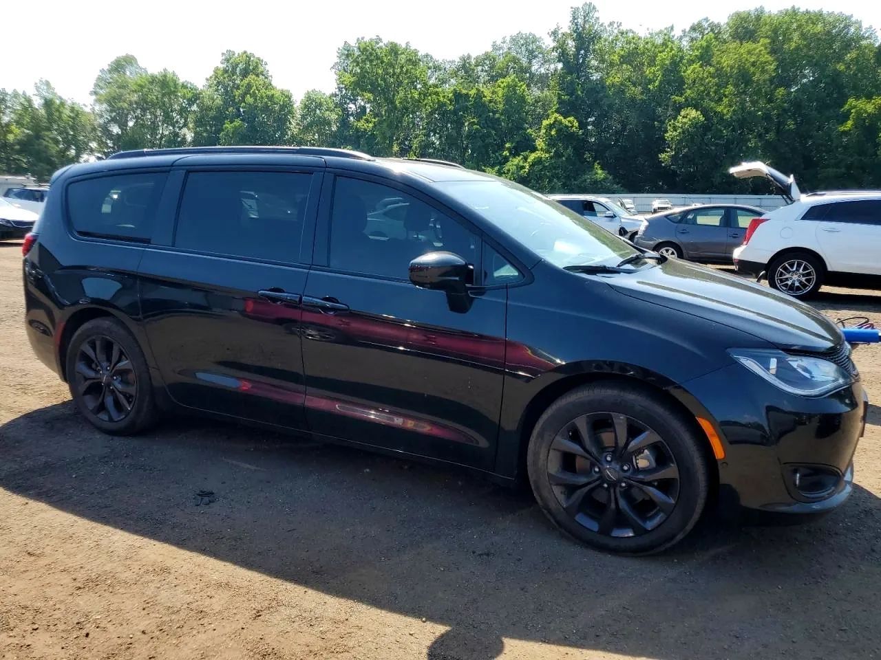 Chrysler Pacifica 7 osobowaa TOURING L PLUS S line 3,6 V6 /Posiadamy również inne modele