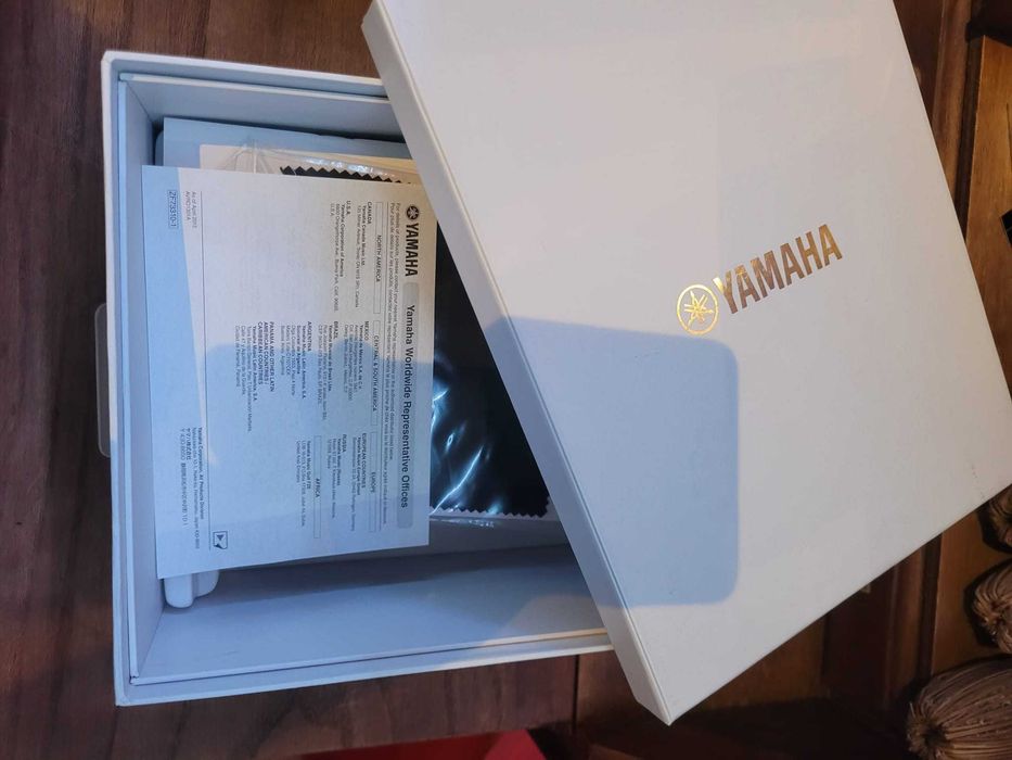 Headphones Yamaha HPH-PRO500 (Sem sinais de uso)