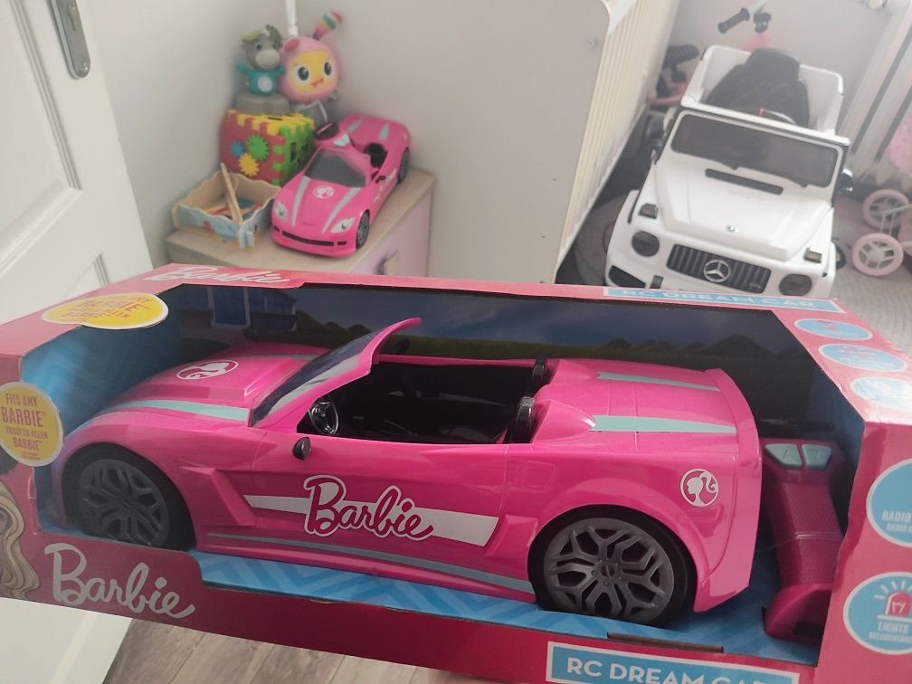 Autko Barbie na pilot
