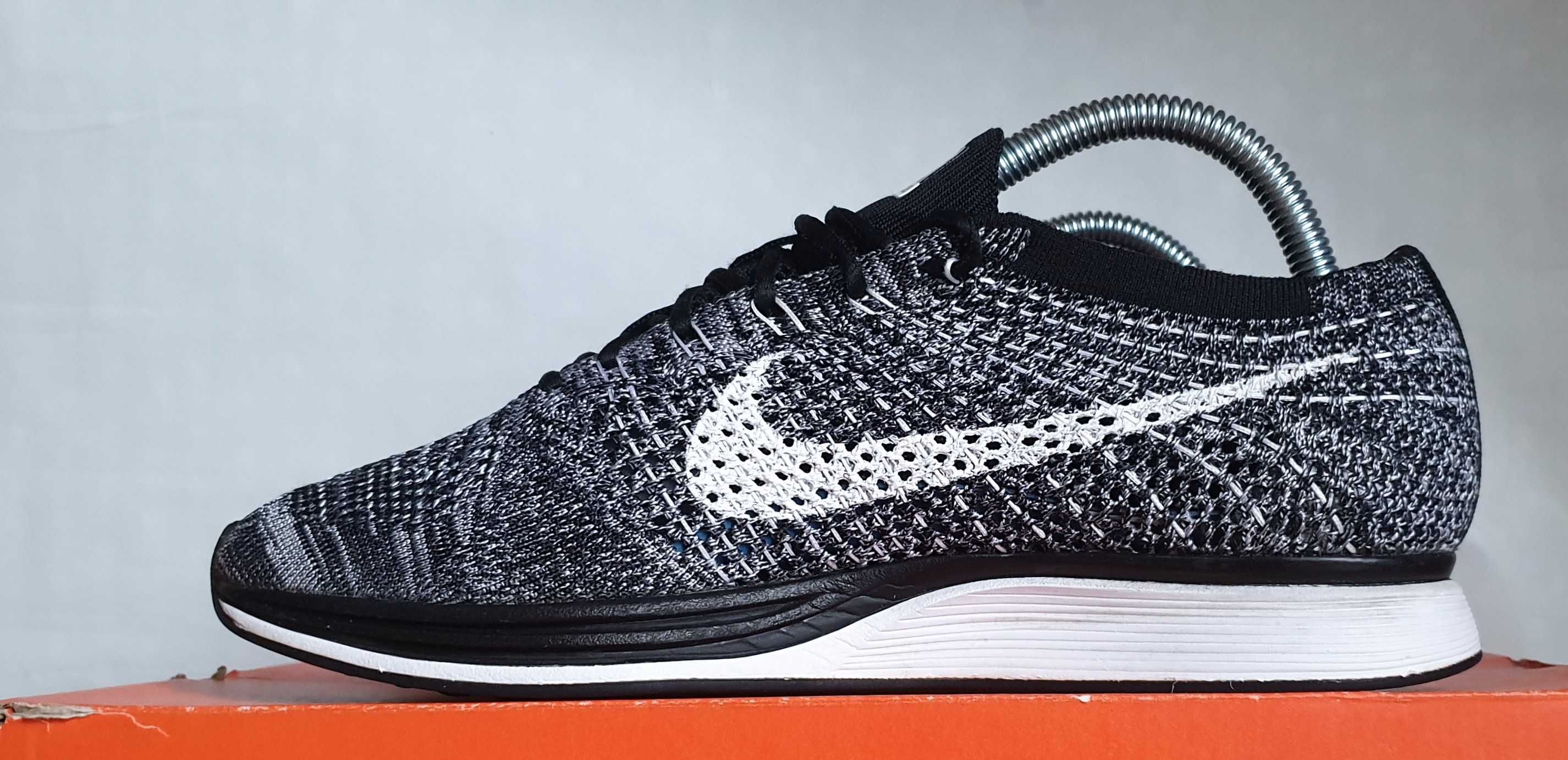 Nike Flyknit Racer Oreo 2.0 2016 8US/41EUR