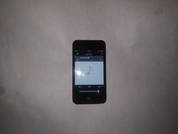 Продам ipod4  (всё в оригинале)
