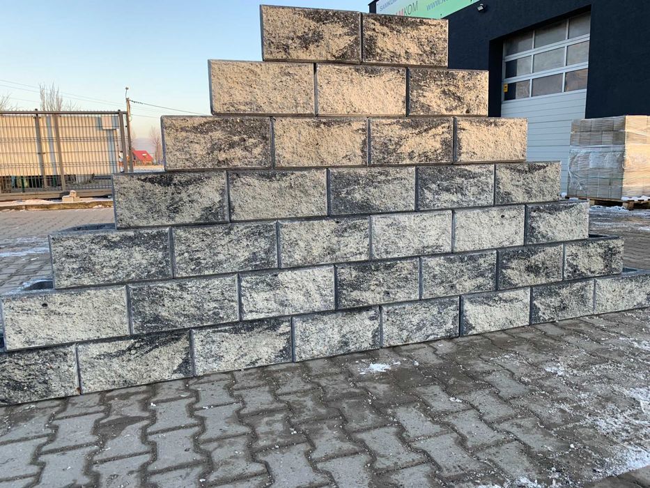 Pustak oporowy skarpowy mur murek ogrodowy łupany biały grafit melanż