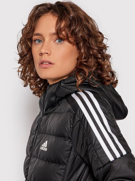 Пухова парка Adidas