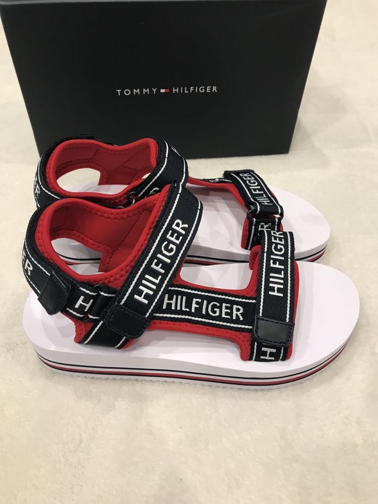 Продам женские сандали Tommy Hilfiger