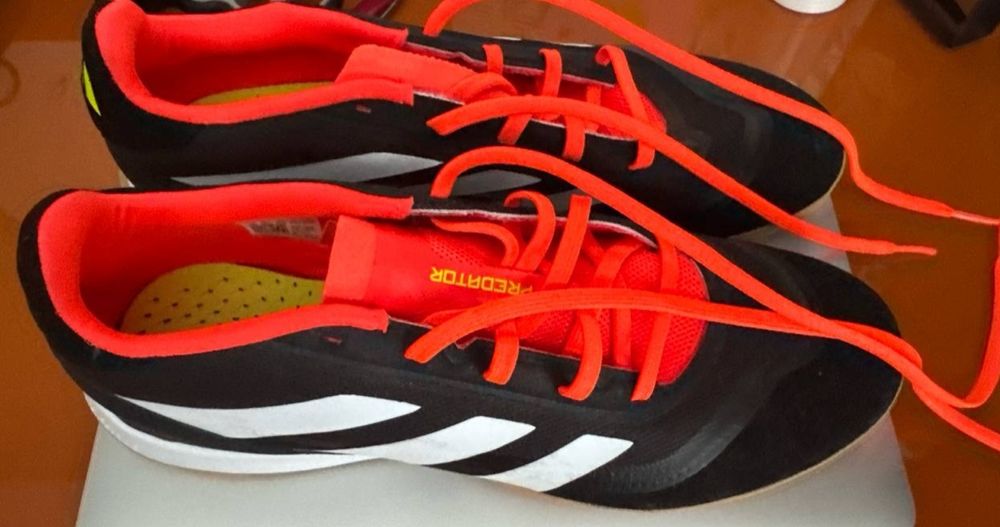 Футзалки adidas Predator Elite