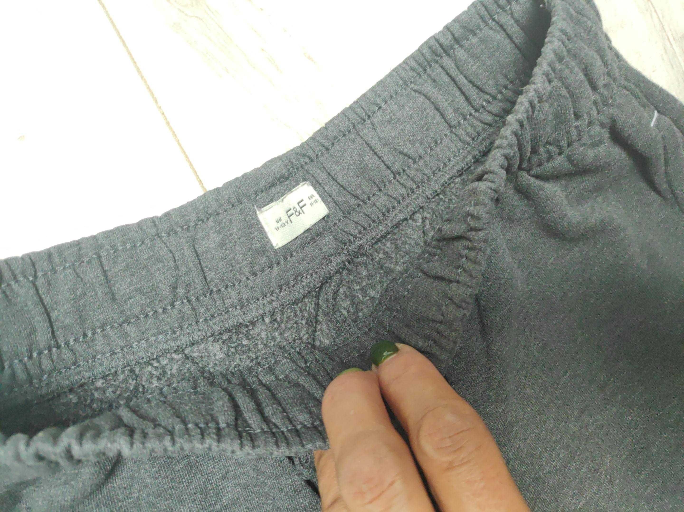 Spodnie dresowe F&F, rozmiar 152