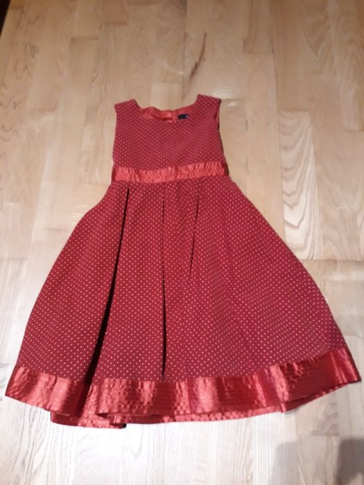 Śliczna sukienka na Boże Narodzenie 104/110