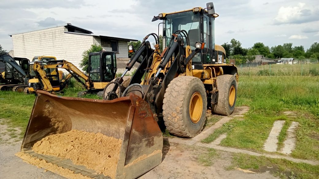 Ładowarka czołowa Caterpillar cat IT 28
