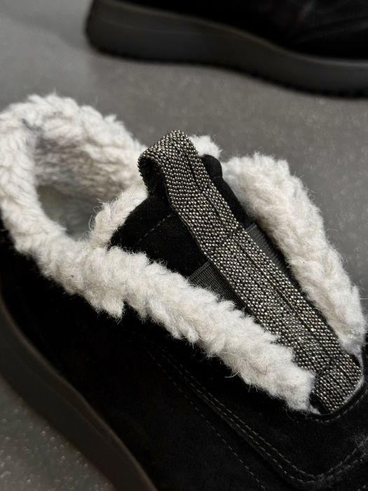 Кросівки жіночі утеплені