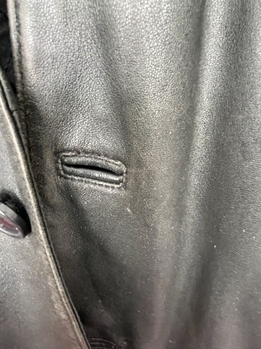 Casaco de homem em pele