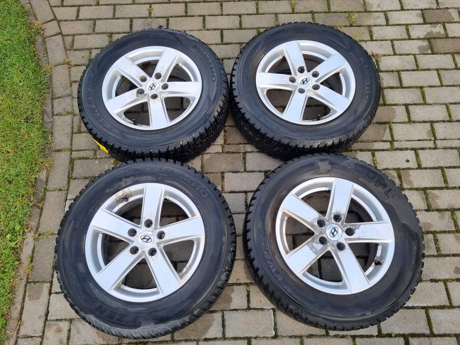 Koła felgi opony zimowe Hyundai Kia 215/65/16 R16 5x114,3 K16
