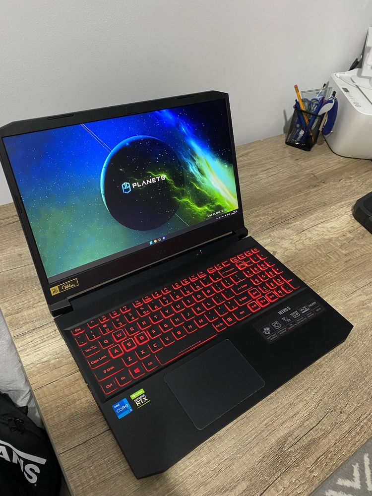 Acer-nitro5 RTX3050 Intel-core i5.