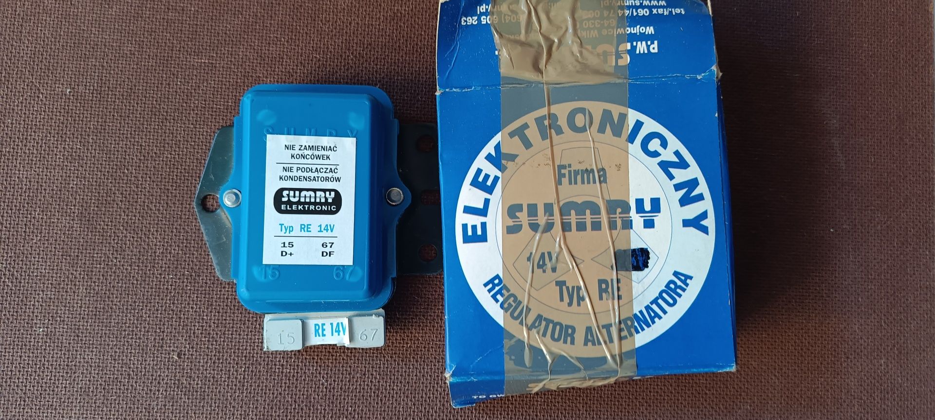 Elektroniczny regulator napięcia 14v
