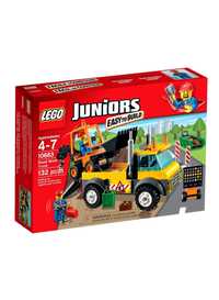 LEGO Juniors 10683 Ciężarówka do robót drogowych