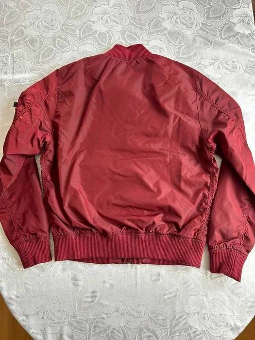 Kurtka bomberka Alpha Industries burgundowa L