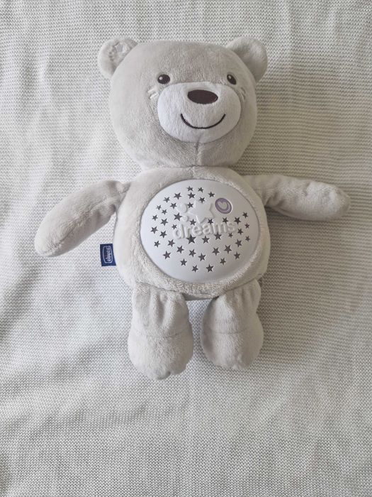 Miś projektor gwiazd lampka chicco