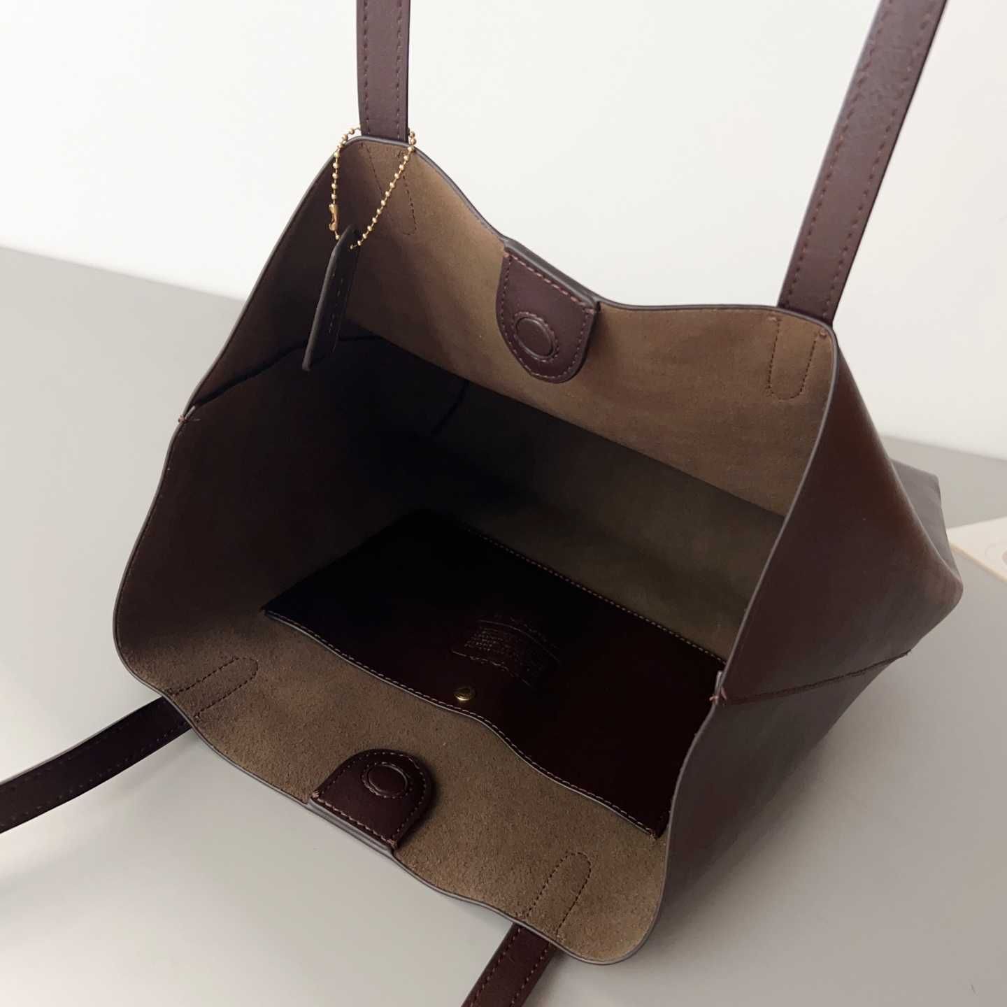 Сумка Coach Tote city темно-коричнева шкіряна