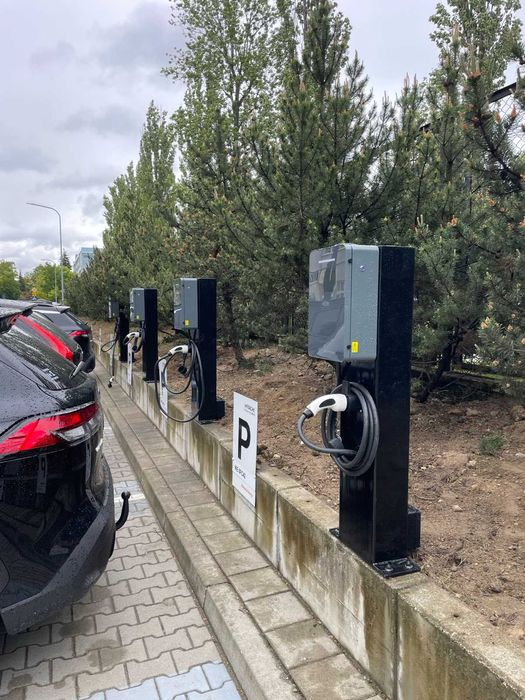 Stacja ładowania EV – szybki montaż w 30 dni. WARSZAWA