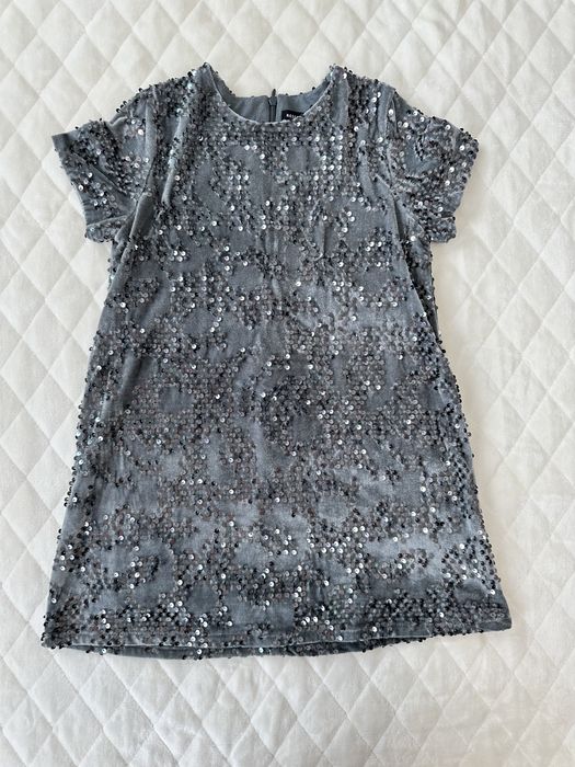 Дитяча сукня з пайетками