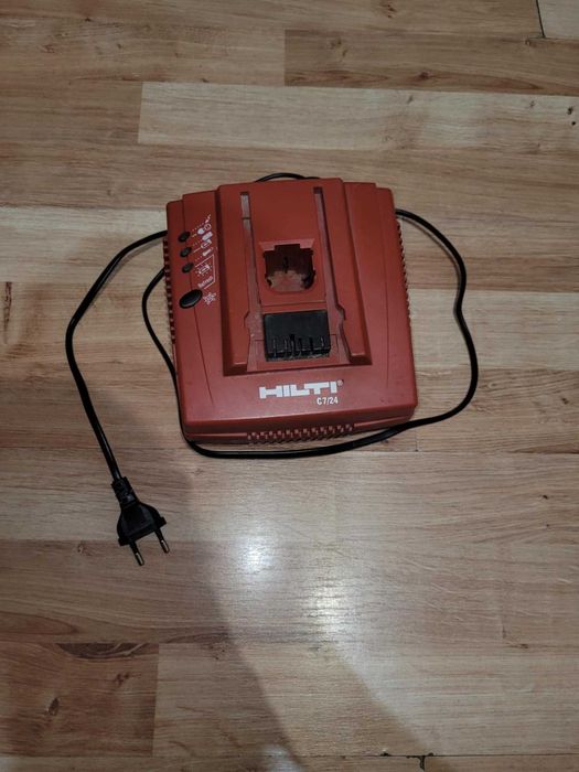 Ładowarka Hilti C7/24