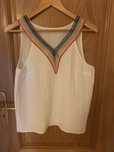 Blusa Branca decote bico