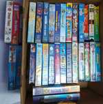 Kasety VHS 146 sztuk.