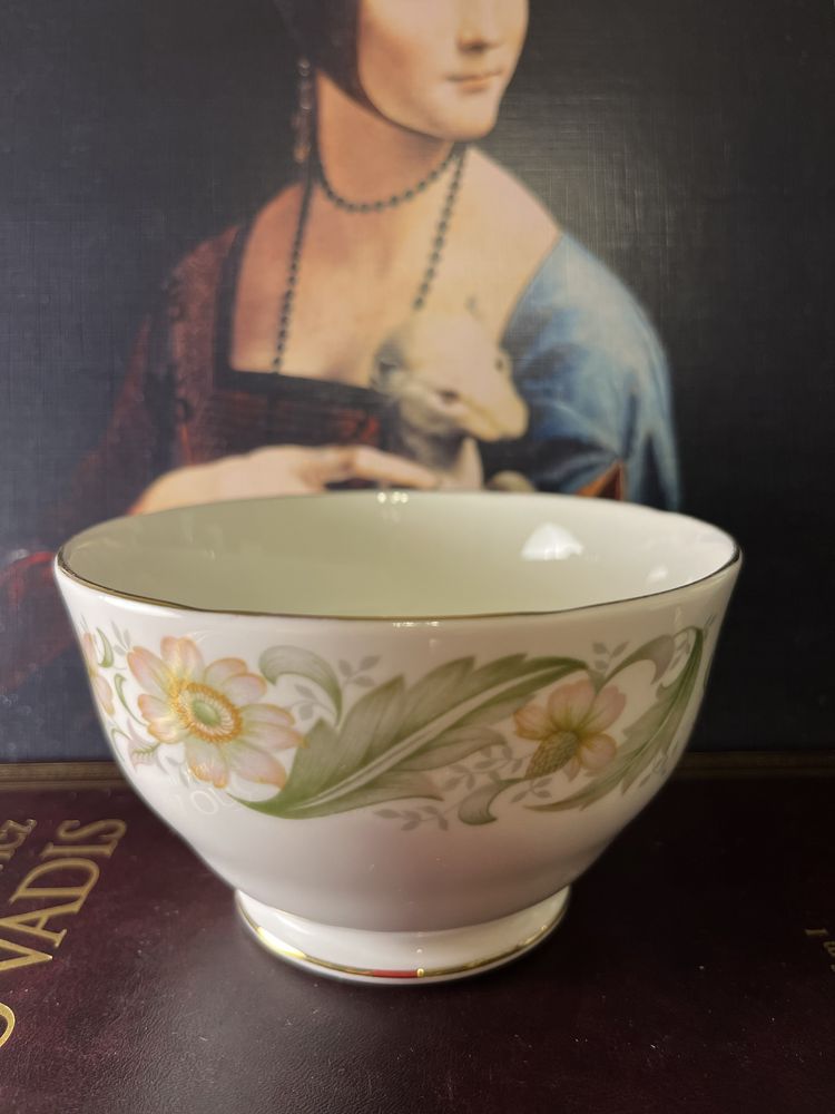 Zielona Duchess angielska porcelana Mlecznik Cukiernica kwiaty Vintage