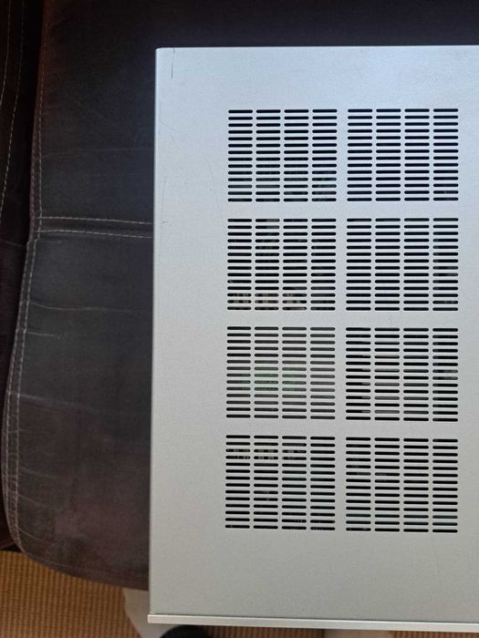 Wzmacniacz zintegrowany Yamaha A-S701 srebrny