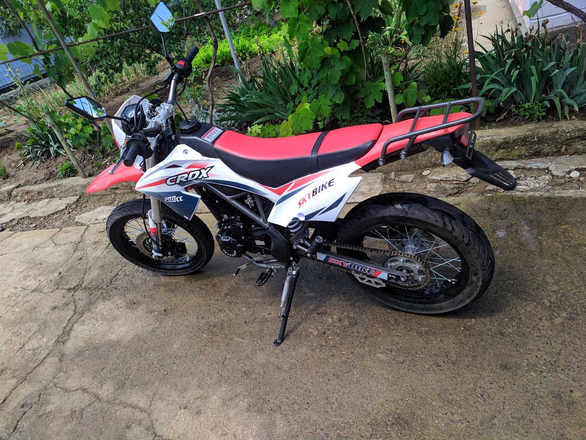 Продам мотоцик CRDX 200