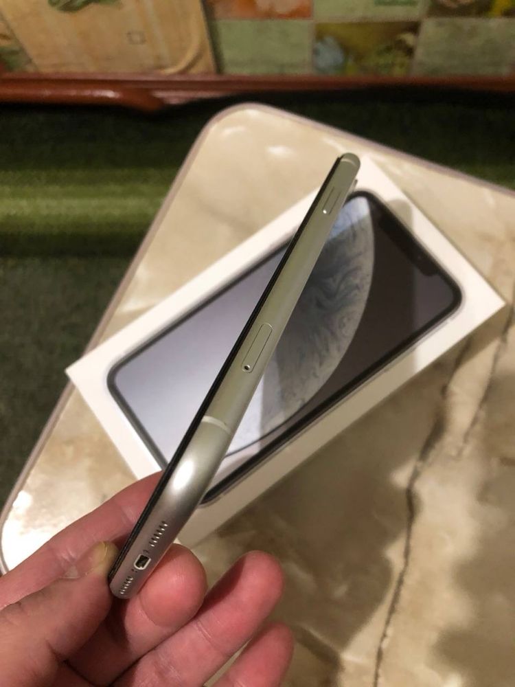 Айфон - Iphone 10 XR 64 mb