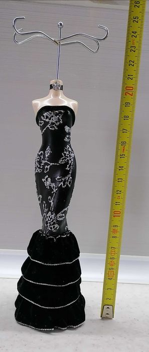 Підставка для біжутерії, статуетка, подставка для украшений, статуэтка