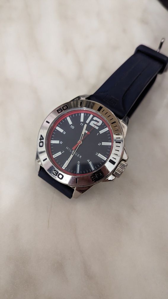 Часы Tommy Hilfiger США, годинник