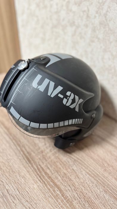 Мотошолом Uvex apache Black